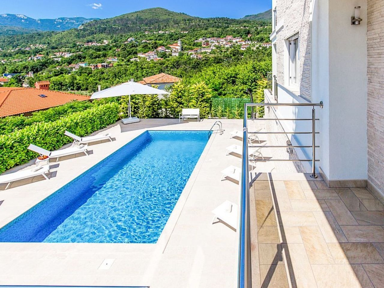 Private pool beside Villa Edelweiss
